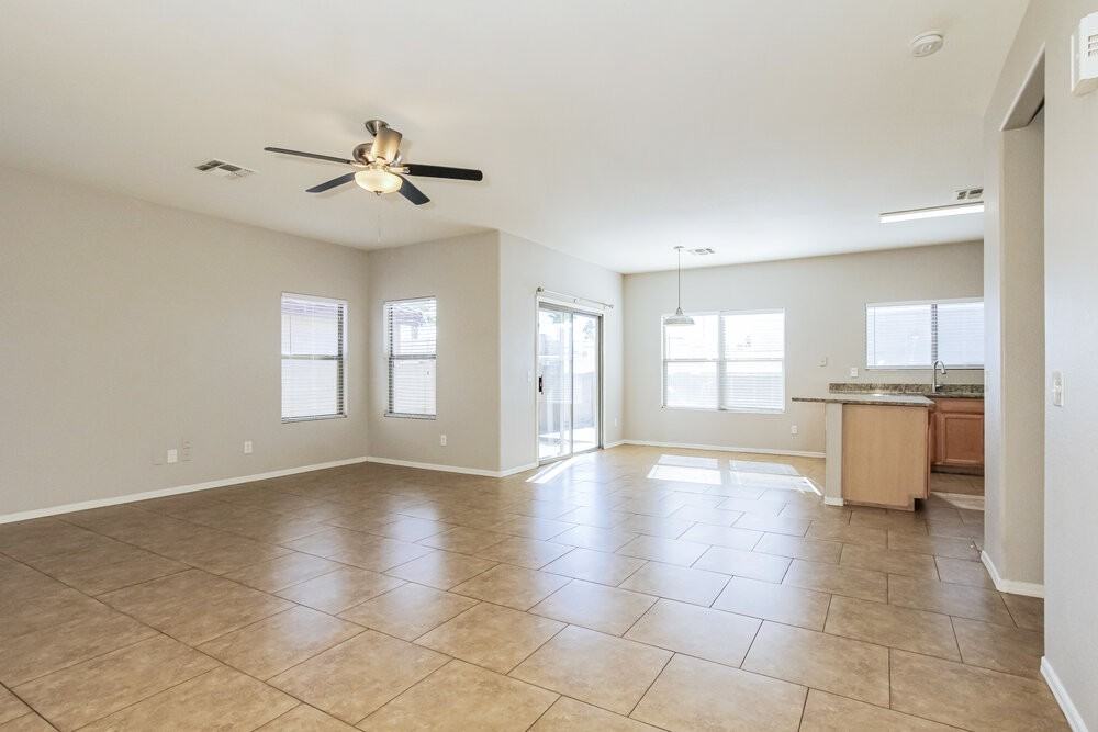 735 E Michigan Ave - Photo 3 of 16