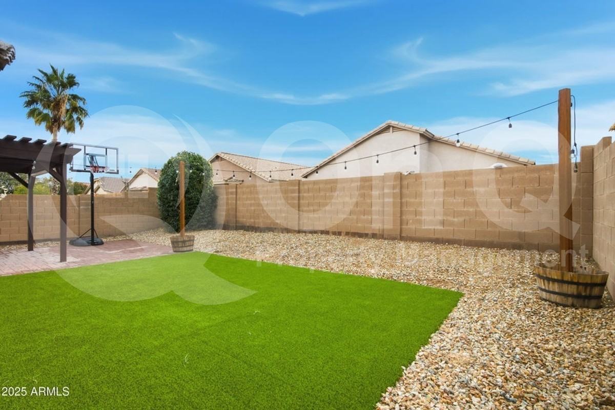 3729 W Carlos Ln - Photo 4 of 6