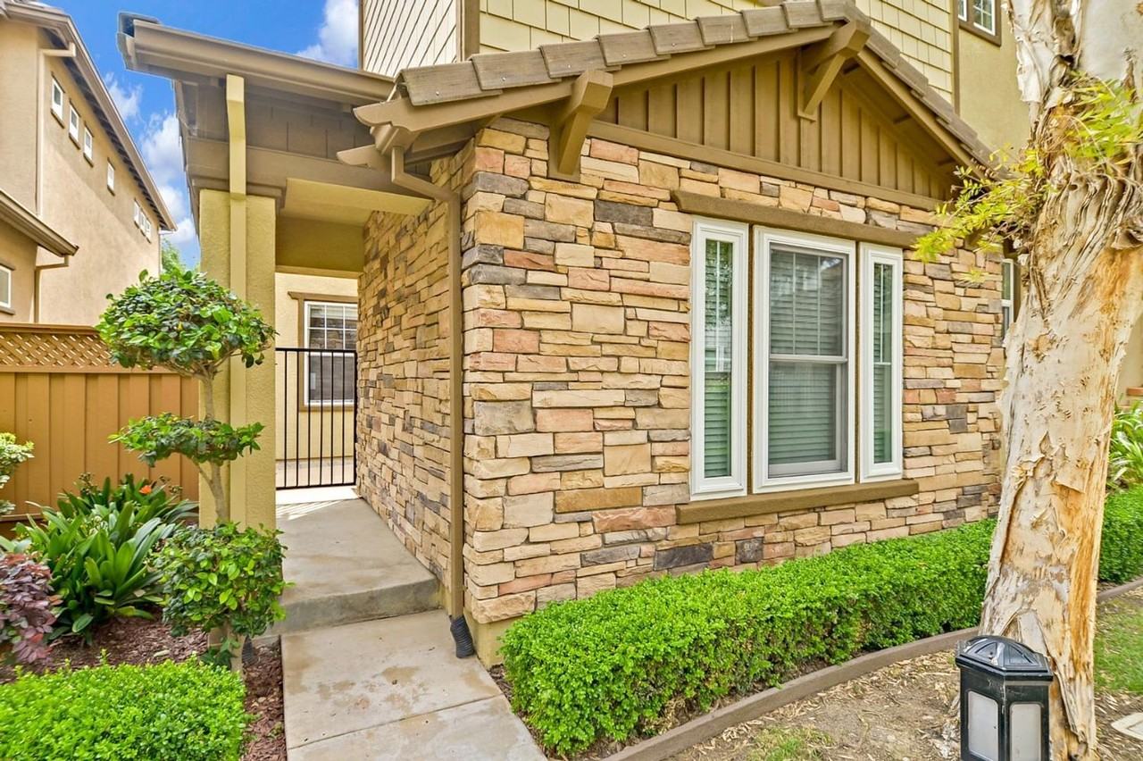 171 W Santa Barbara Way - Photo 5 of 6