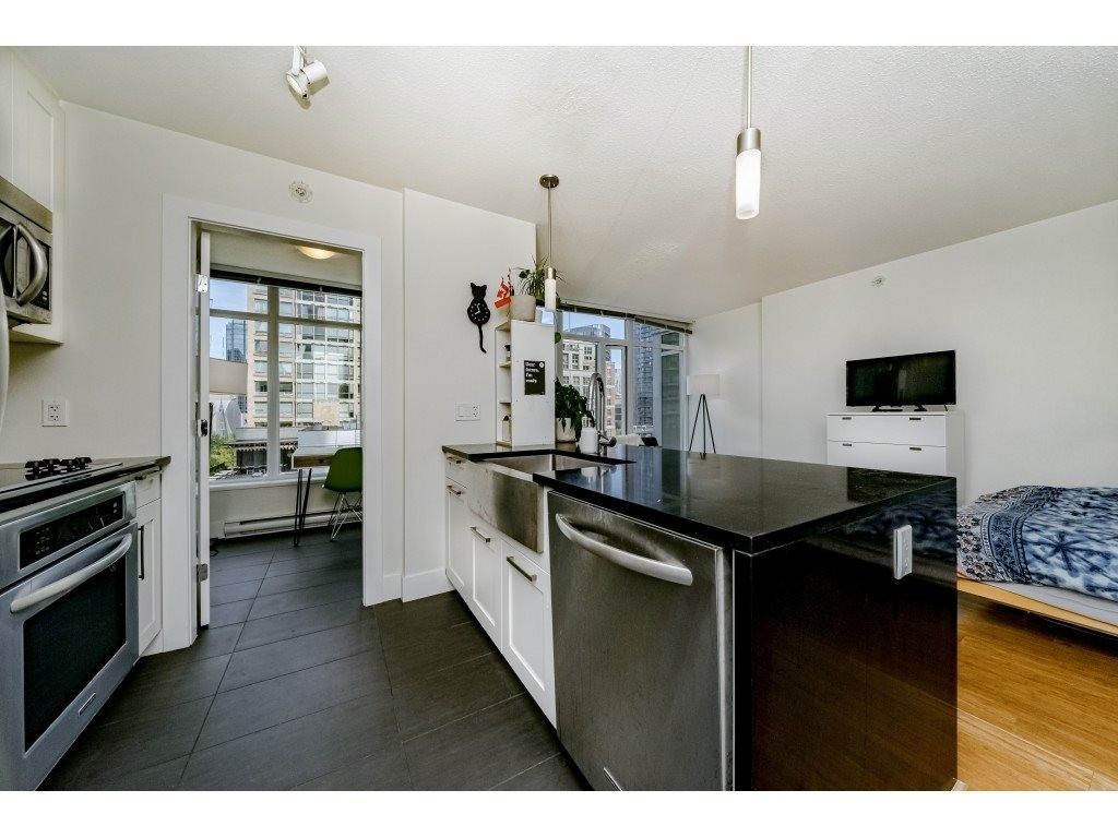 880 Homer Street #1004 - Photo 5 of 13