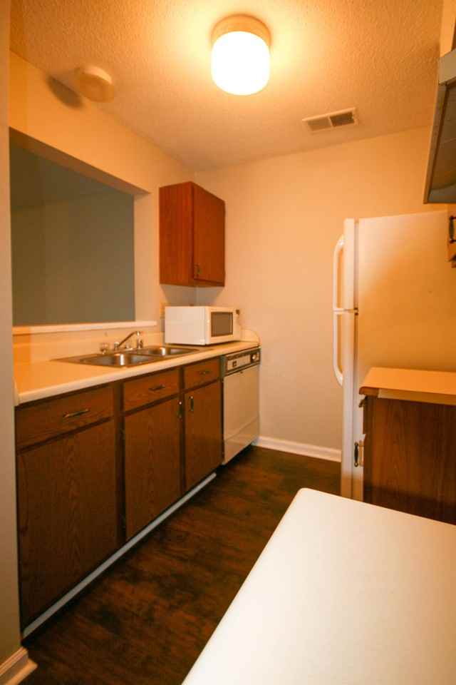 104B Westscott Dr - Photo 3 of 17