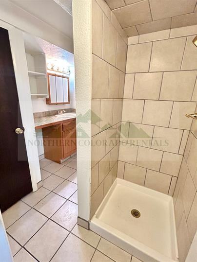 1806 8th Ave #B - Photo 3 of 12