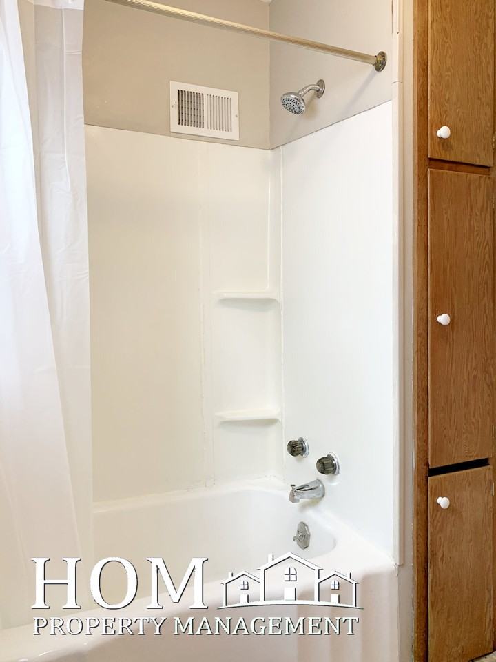 802 Carney Ave - Photo 5 of 25