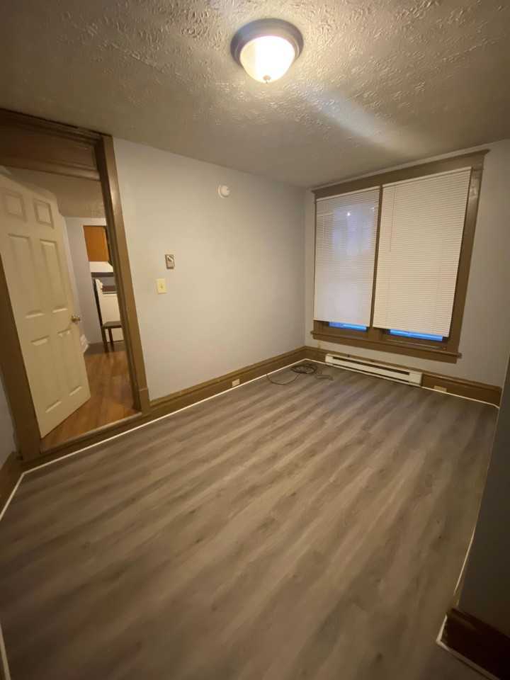 610 N 2nd St #1 - Photo 3 of 5