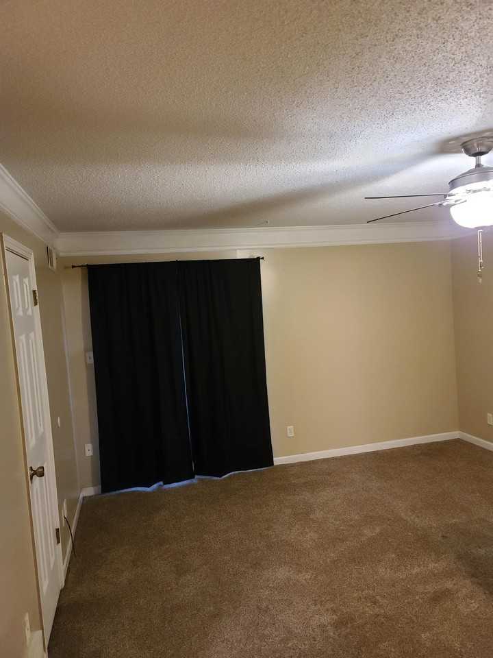 5856 Jardin Pl - Photo 3 of 20