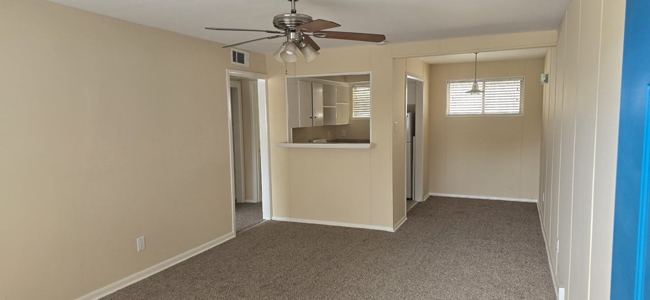 2414 Mimosa Dr #5 - Photo 2 of 12