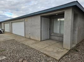 featured image of 813 Gemstone Ave