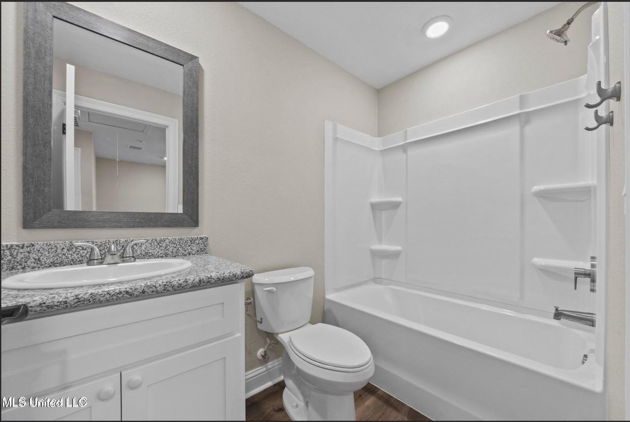 1517 2nd St - Photo 7 of 9