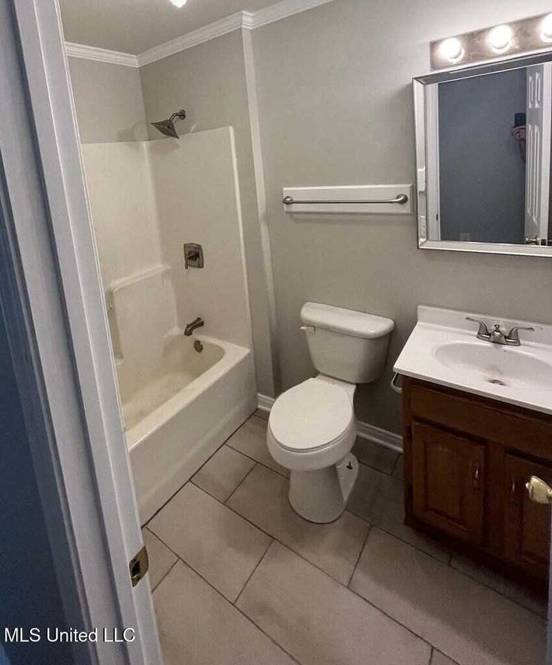 214 Carter St - Photo 6 of 12