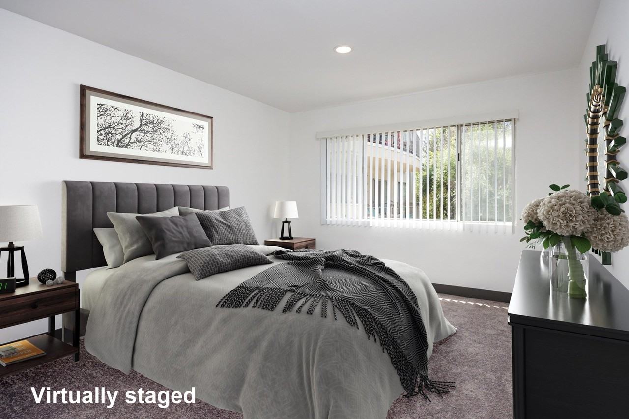 Euclid Place Apartments - Photo 7 of 50