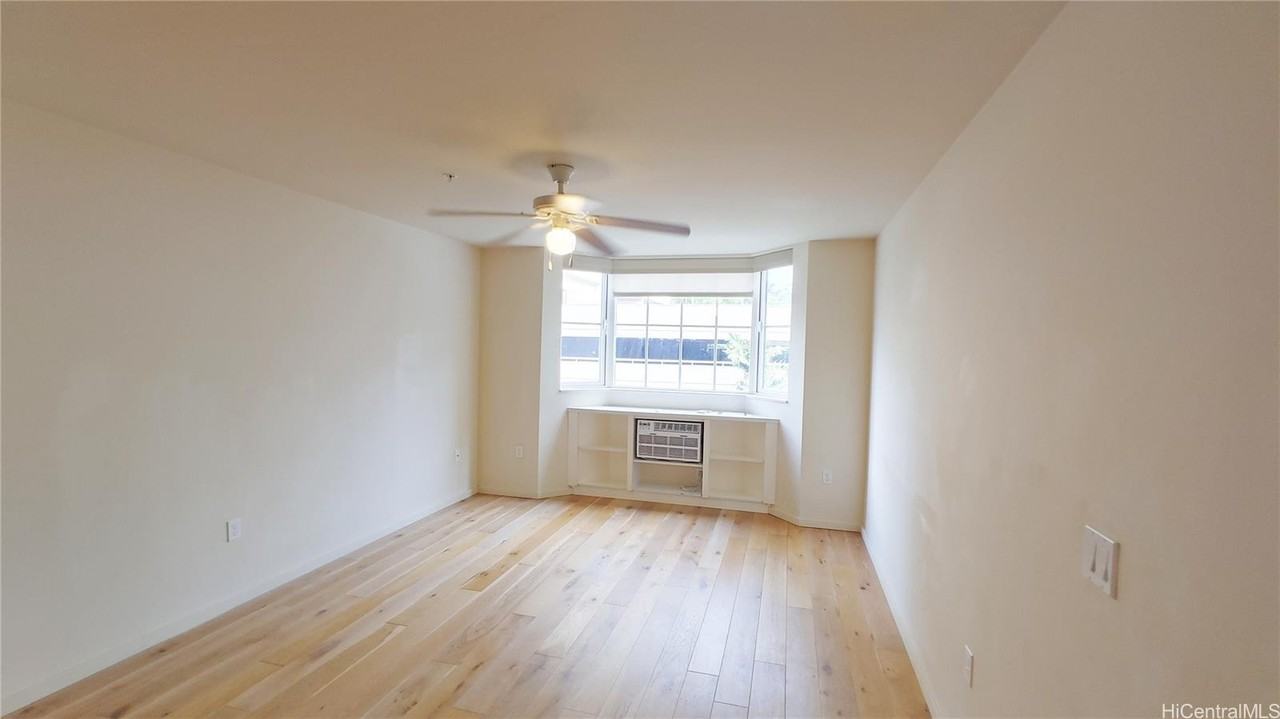 2425 Kuhio Ave #409 - Photo 3 of 21