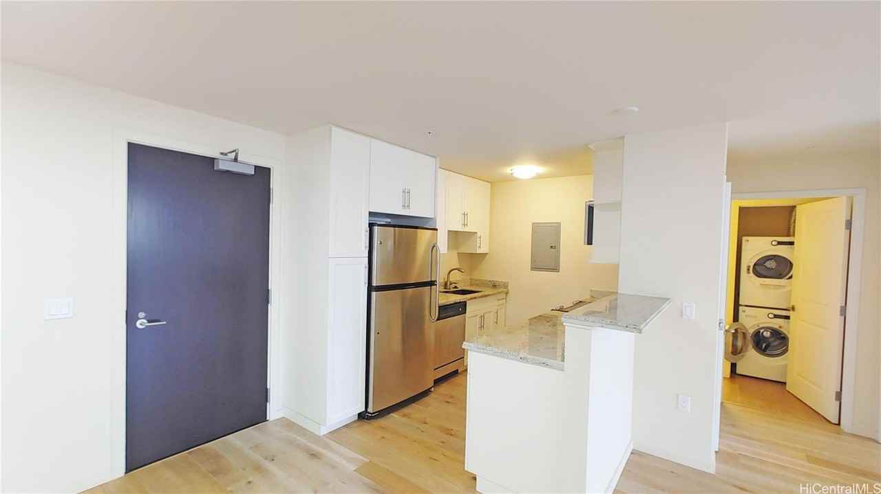 2425 Kuhio Ave #409 - Photo 4 of 21