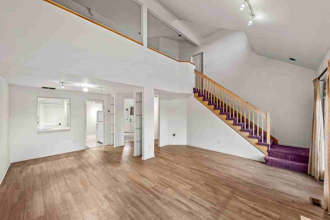 1345 W 94th Ct - Photo 3 of 20