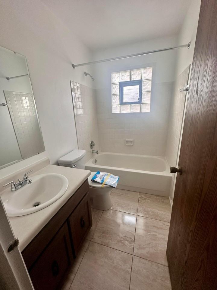 1124 Camellia Dr #3 - Photo 2 of 9