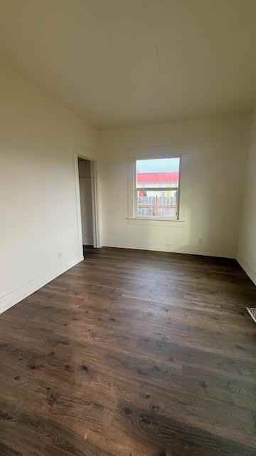 149 S Front St - Photo 7 of 25