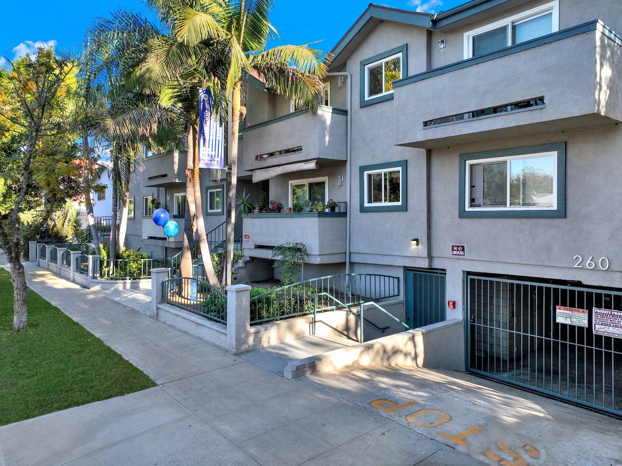 Elmwood Gardens - Photo 5 of 41