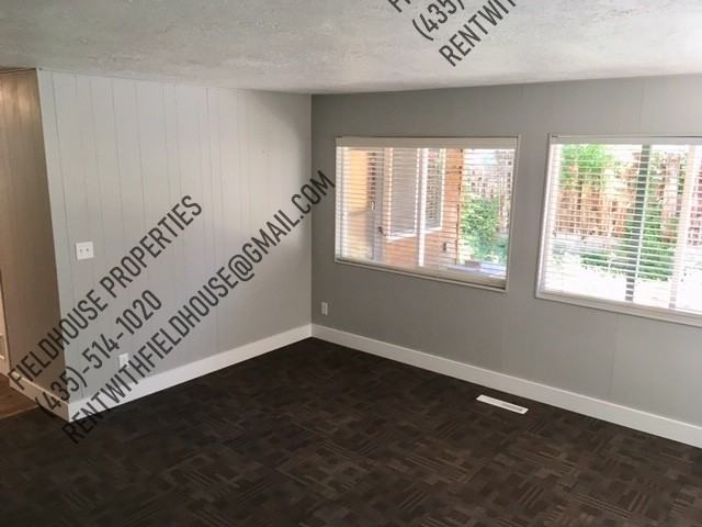 686 Eastnorth - Photo 4 of 22