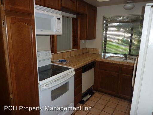 7831 Hampton Ln - Photo 2 of 5