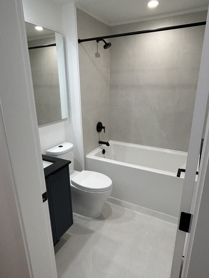 3055 Murray St - Photo 4 of 11