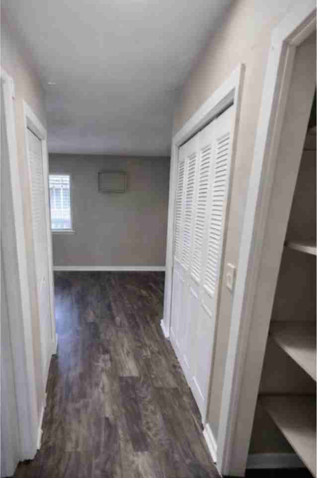 4157 Hamilton St #6W - Photo 4 of 4