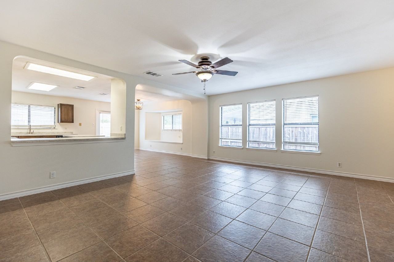 9647 Barbwire - Photo 6 of 28