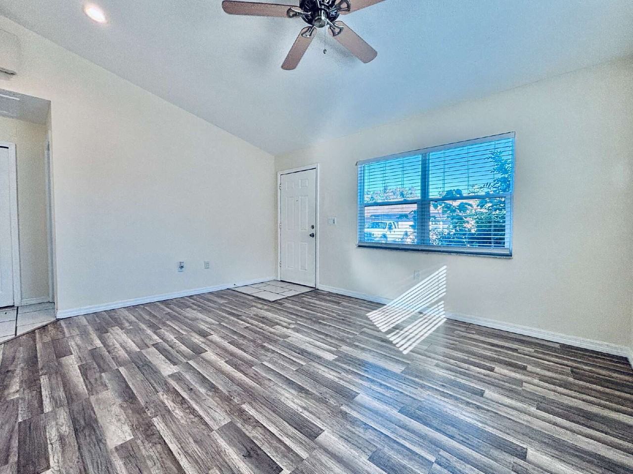 5408 13th St E - Photo 2 of 25