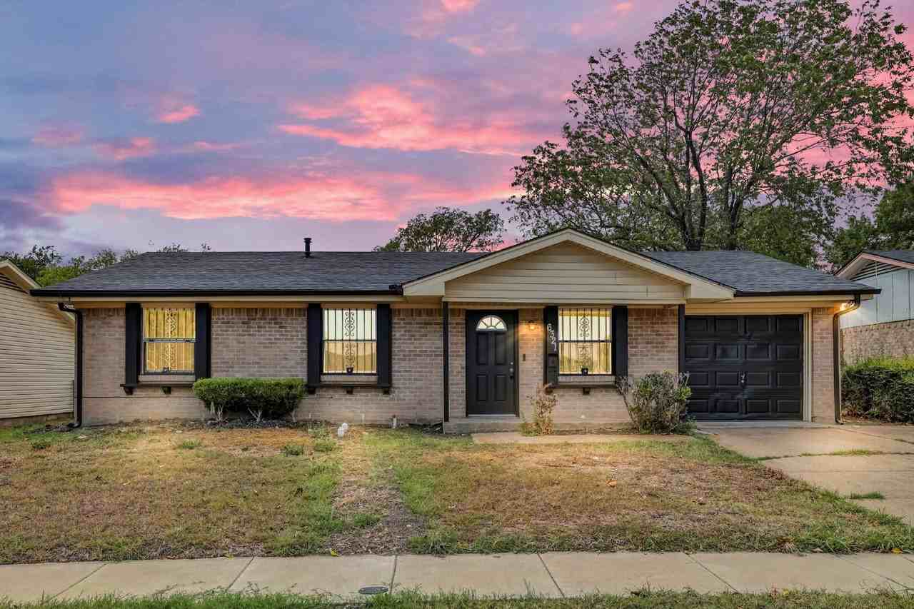 6321 Hidden Trail Dr - Photo 2 of 18