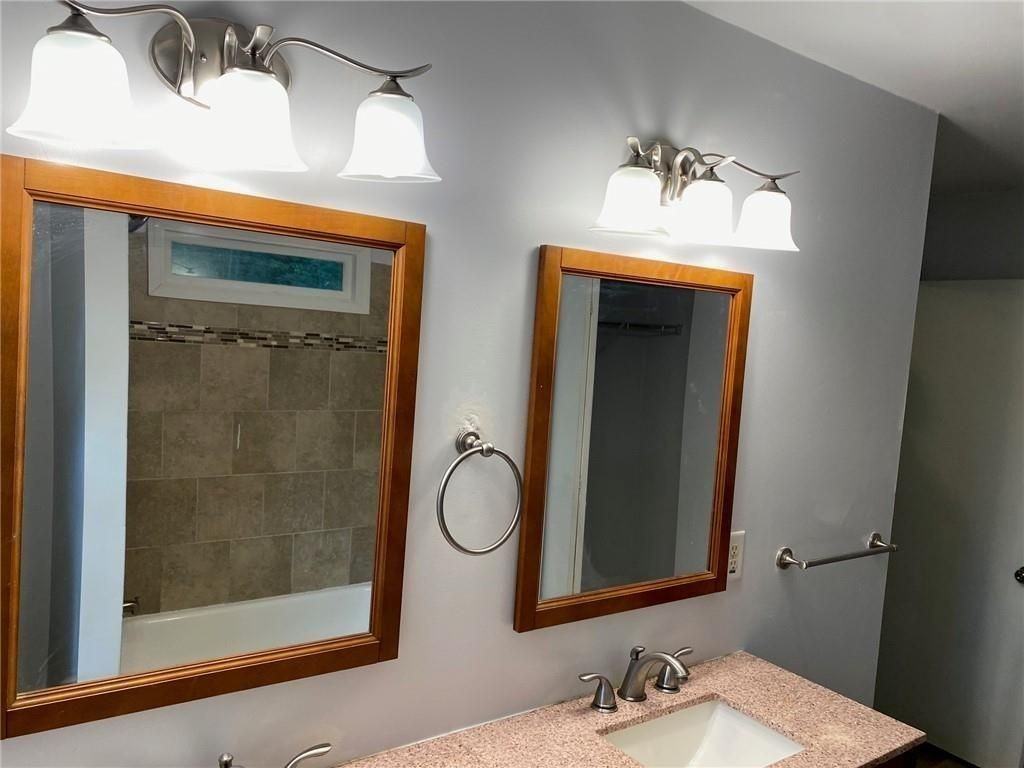 1970 Wells Dr Sw - Photo 6 of 17