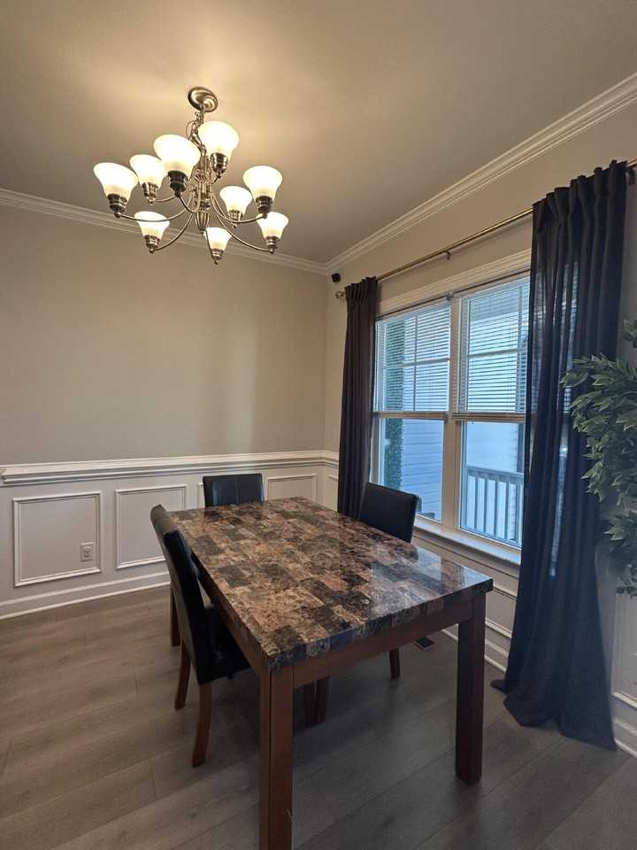 104 Hawk Pl - Photo 3 of 15