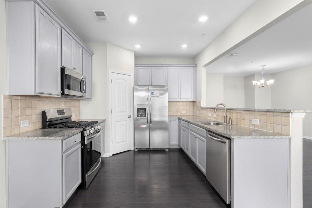 1232 Fischer Trce - Photo 5 of 48