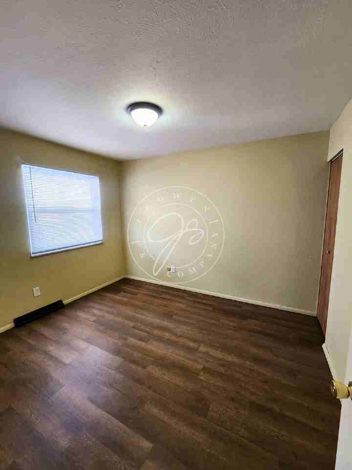 1932 Airline Ave #4 - Photo 6 of 15