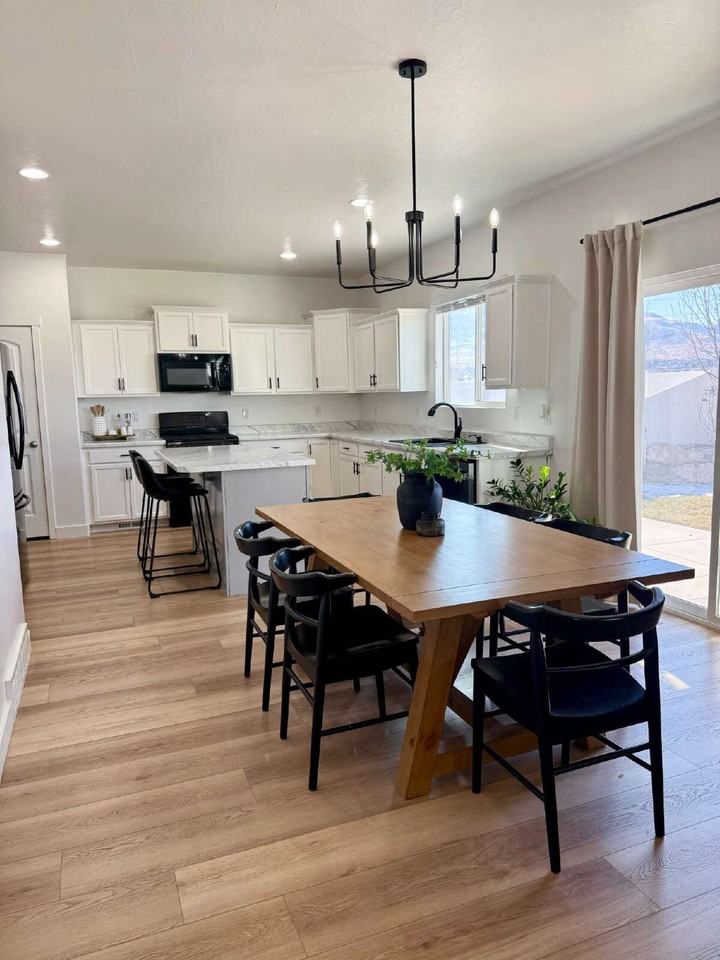 623 S Jubilee Dr - Photo 4 of 29