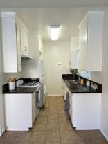 1719 & 1723 Grismer Ave - Photo 1 of 1