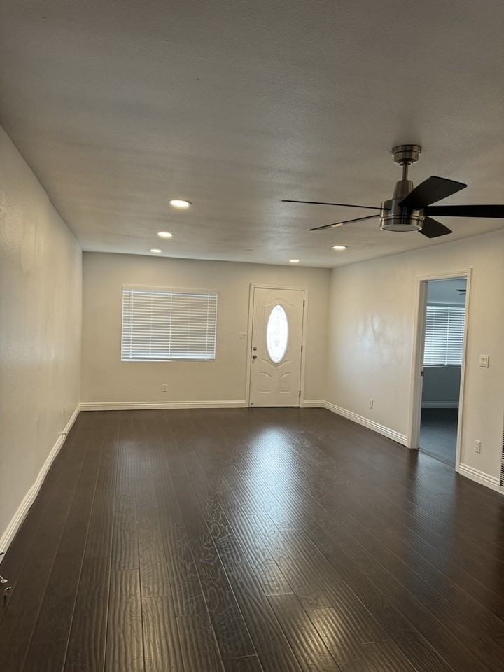 847 W Gage Ave #1 - Photo 7 of 23