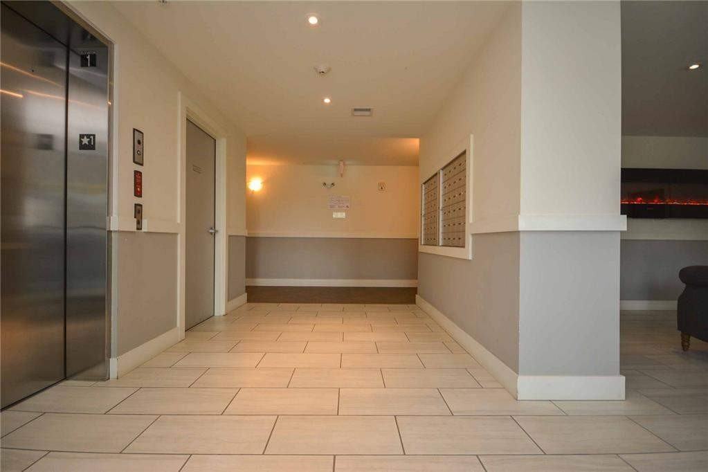 Symphony Suites Apartments - Photo 5 of 27