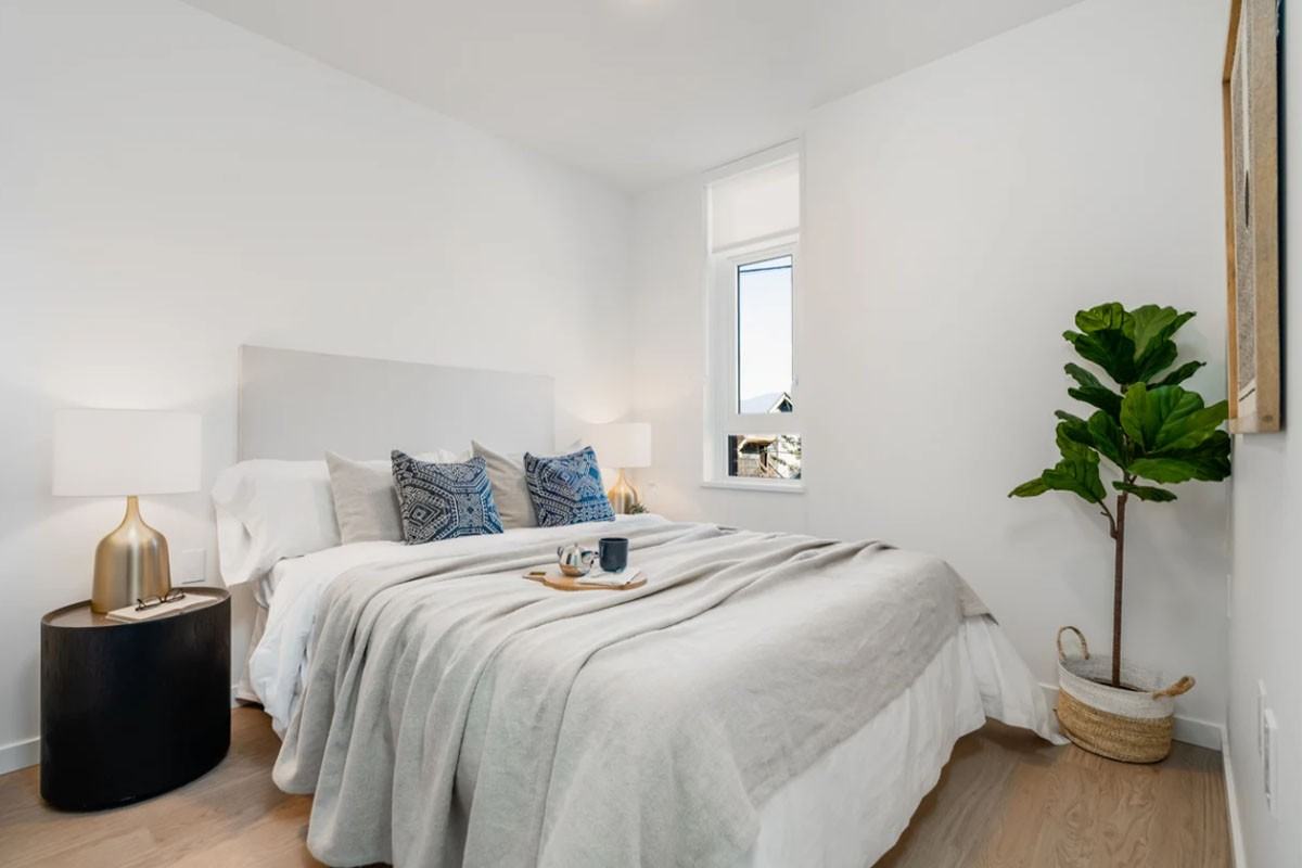 Hub Place - Photo 7 of 36