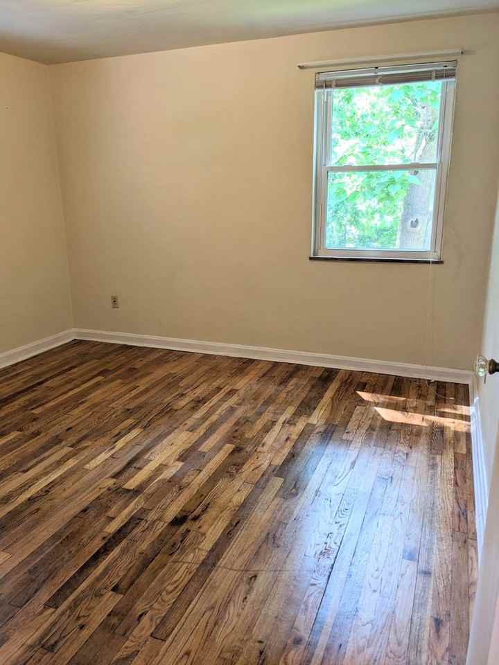 5922 Belmont Ave - Photo 3 of 20