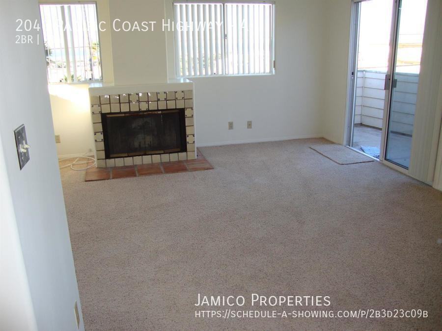 2040 Pacific Coast Hwy #A - Photo 6 of 13