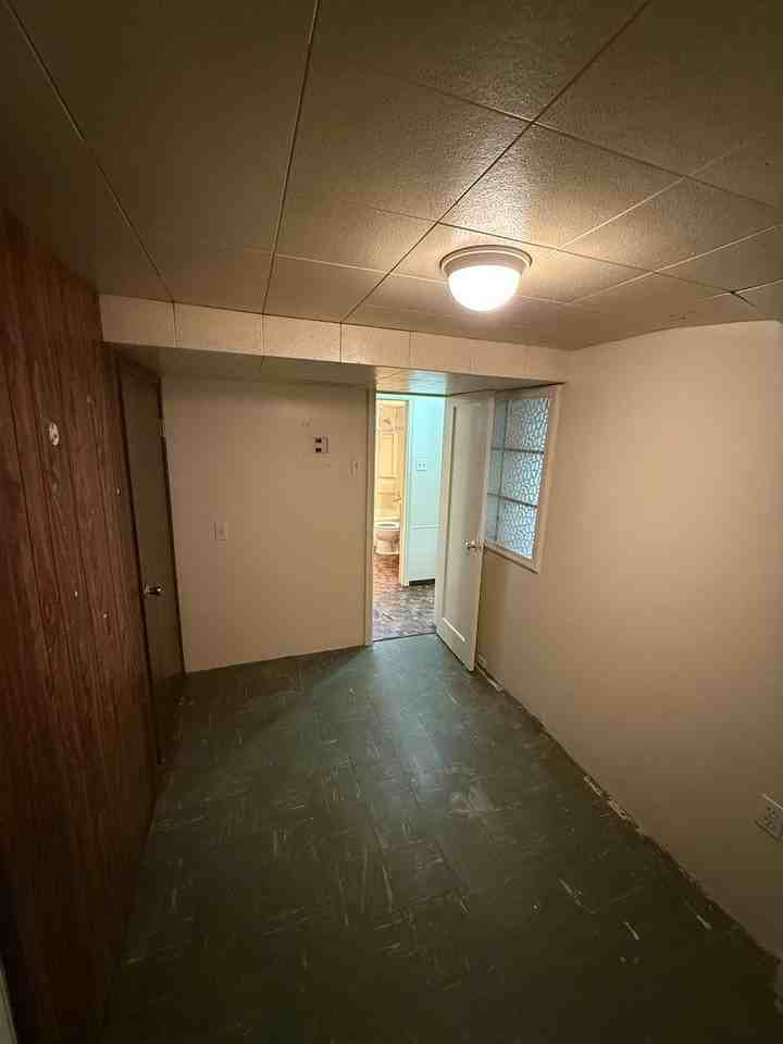 1270 E Sherman Ave - Photo 6 of 8