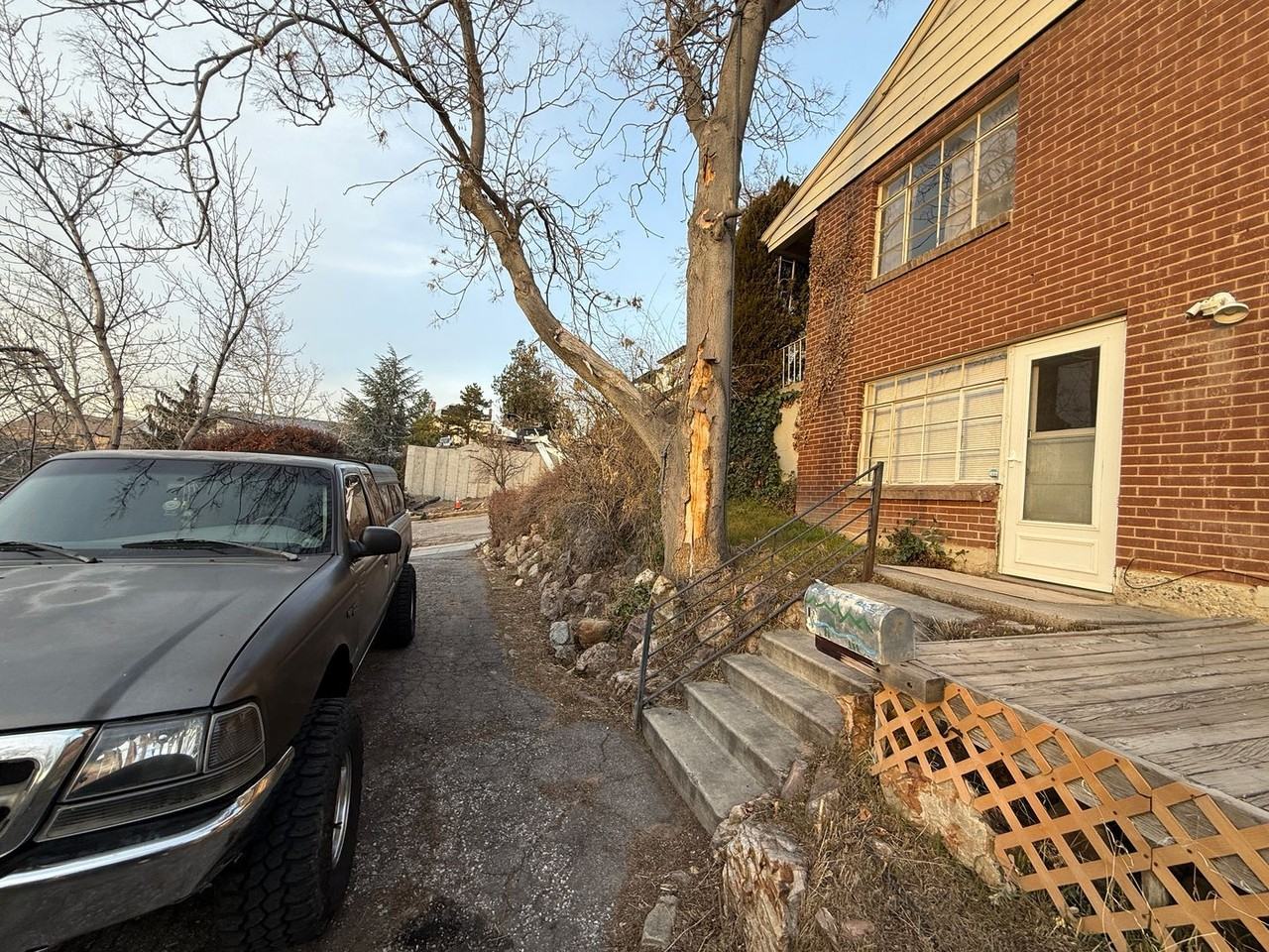 1270 E Sherman Ave - Photo 7 of 8