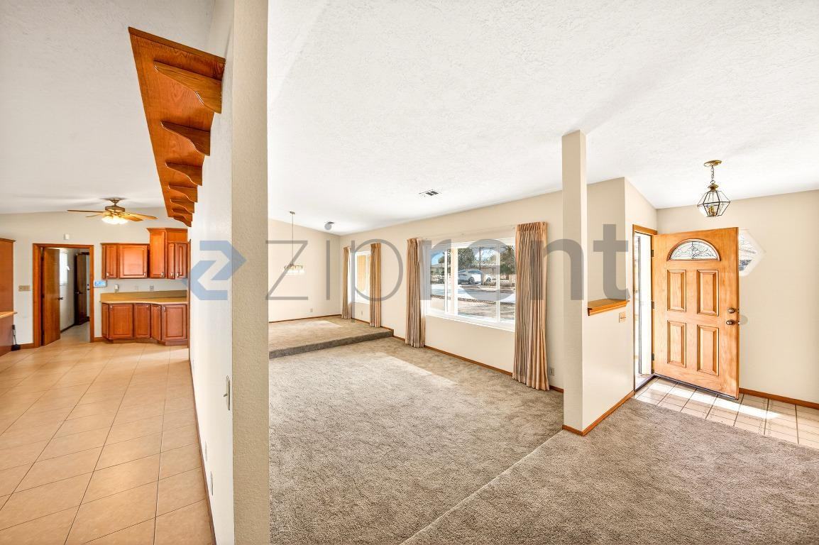 15380 Mission St - Photo 7 of 30