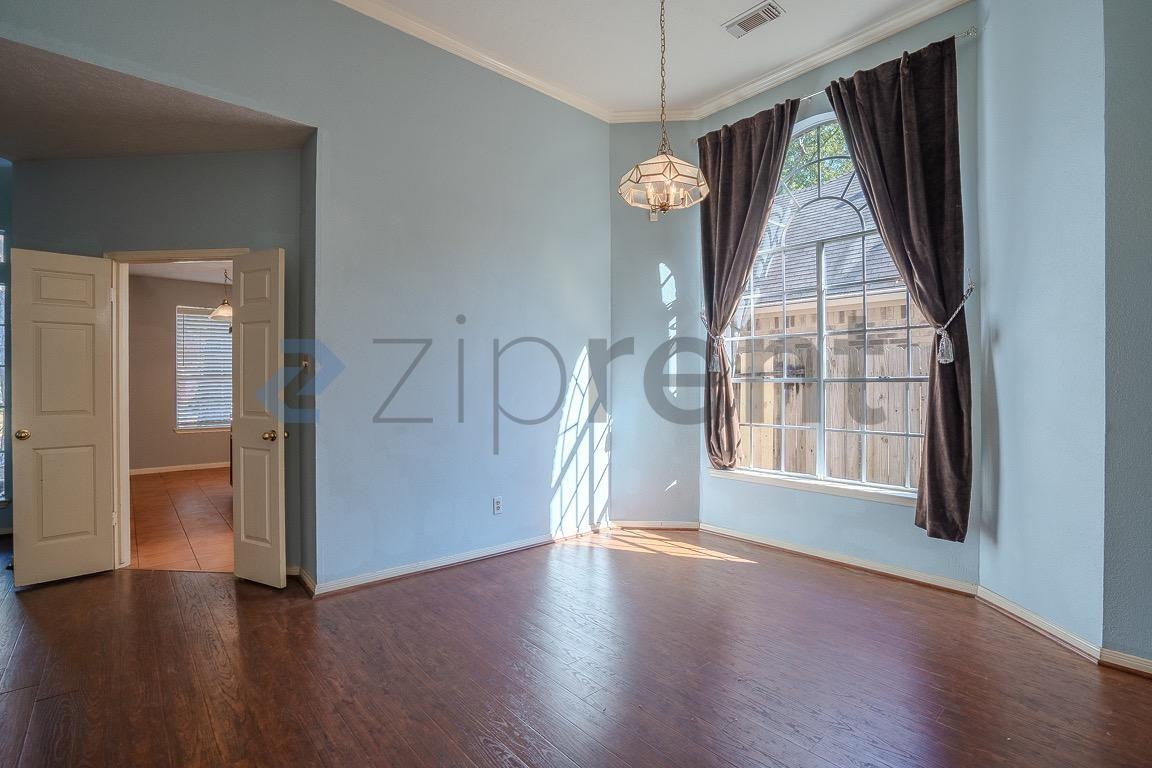 16023 Gladebrook Glen Ln - Photo 7 of 32