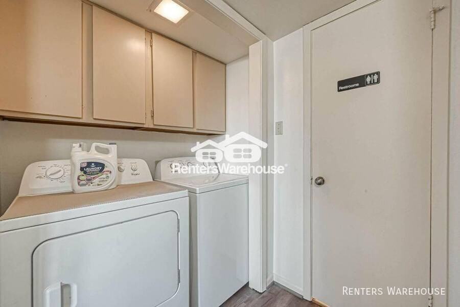 8433 Hearth Dr - Photo 7 of 20