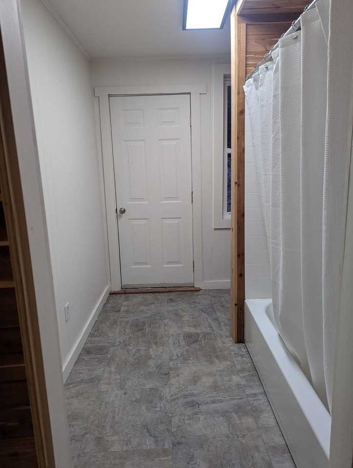 107 E Sycamore St - Photo 4 of 14