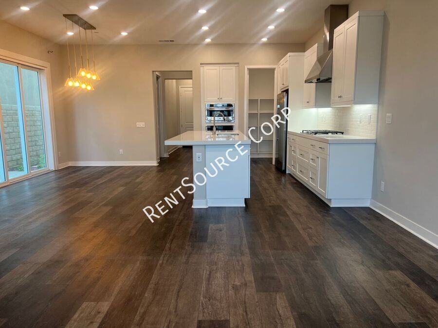 27227 Coyote Bush Ct - Photo 5 of 29