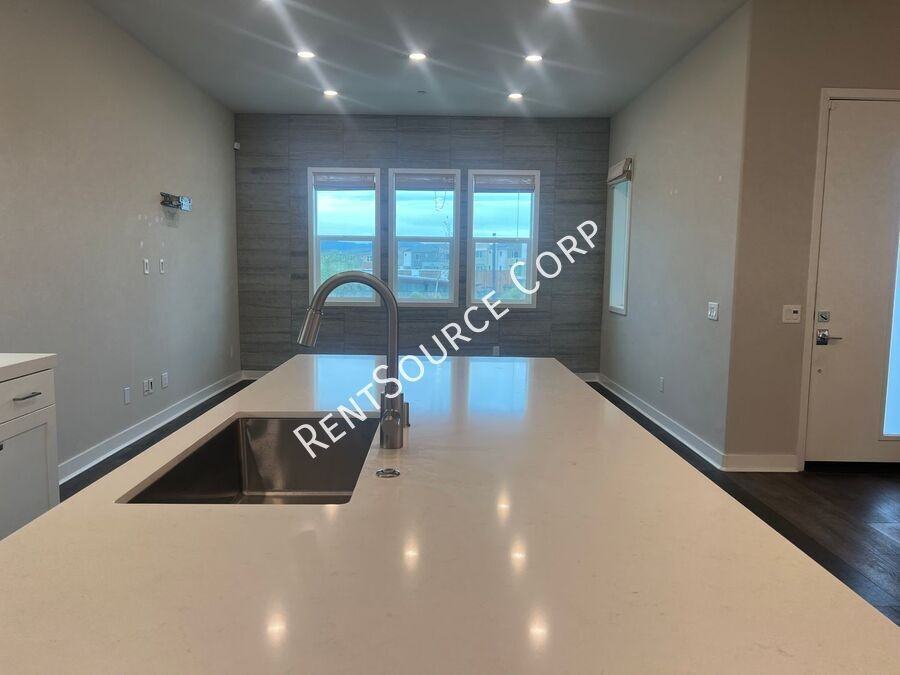 27227 Coyote Bush Ct - Photo 7 of 29