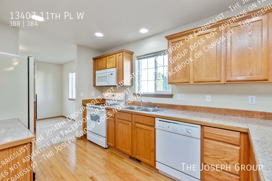 13407 11th Pl W - Photo 6 of 25