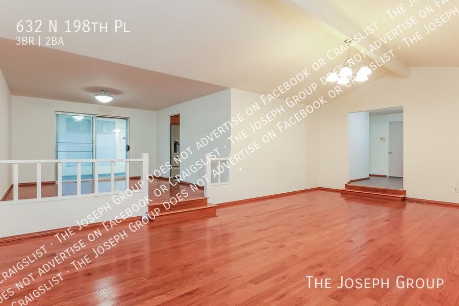 632 N 198th Pl - Photo 4 of 27