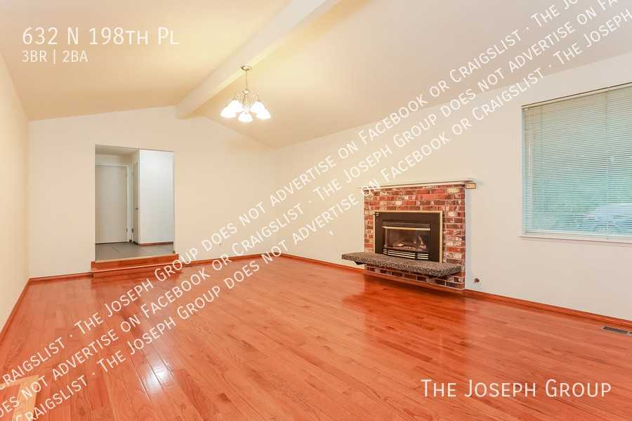 632 N 198th Pl - Photo 5 of 27