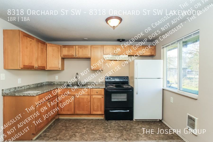 8318 Orchard St Sw - Photo 4 of 27